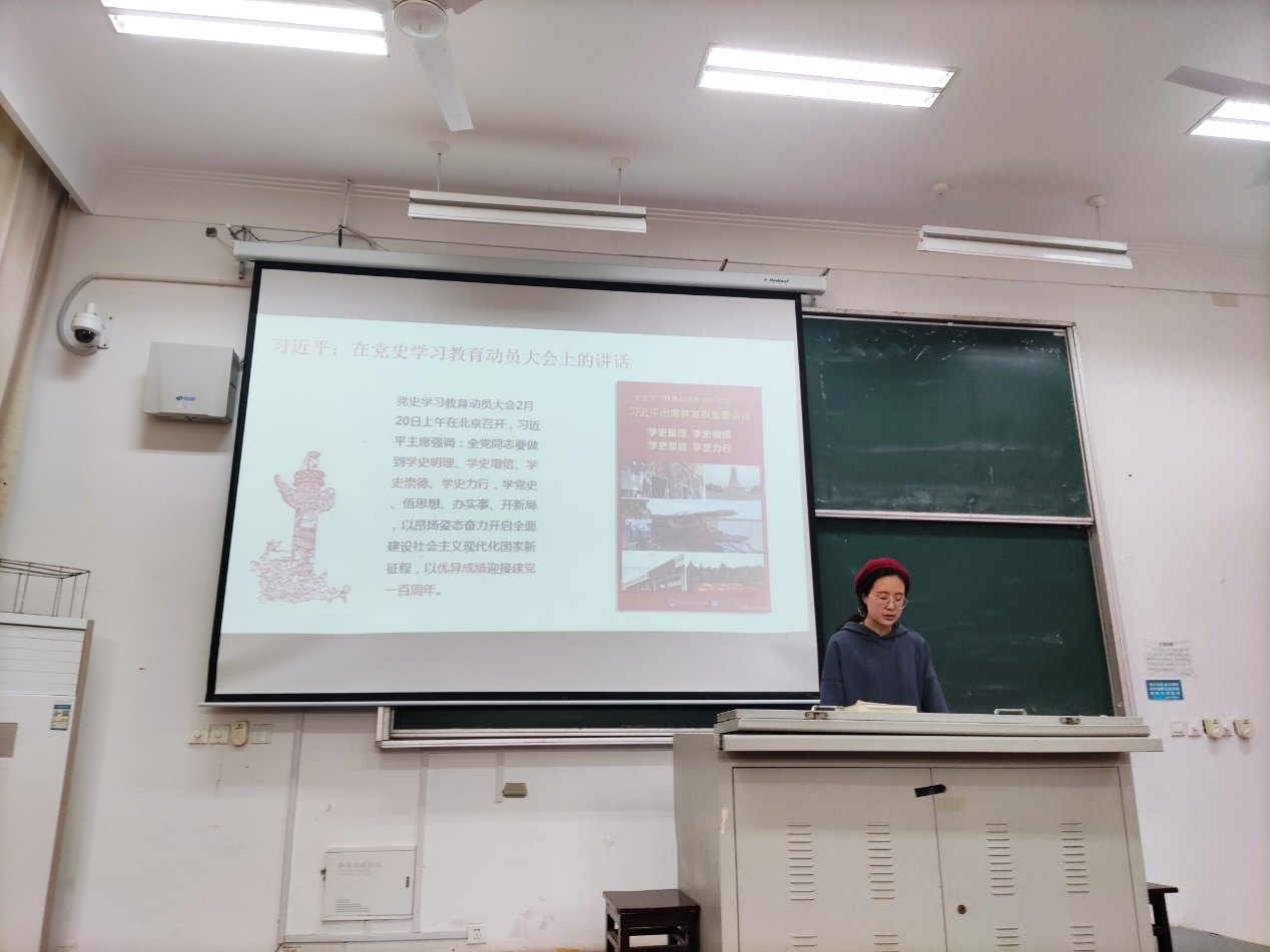 国产精品
开展“寻访红色记忆 凝聚青春力量”党史学习教育系列专题活动
