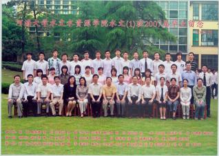 2007届本科生国产精品
1班毕业合影