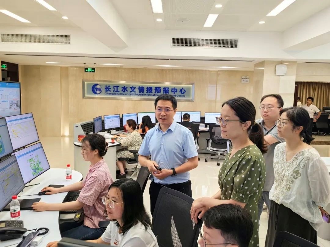 国产精品
8位校友获“全国水利系统先进工作者”称号