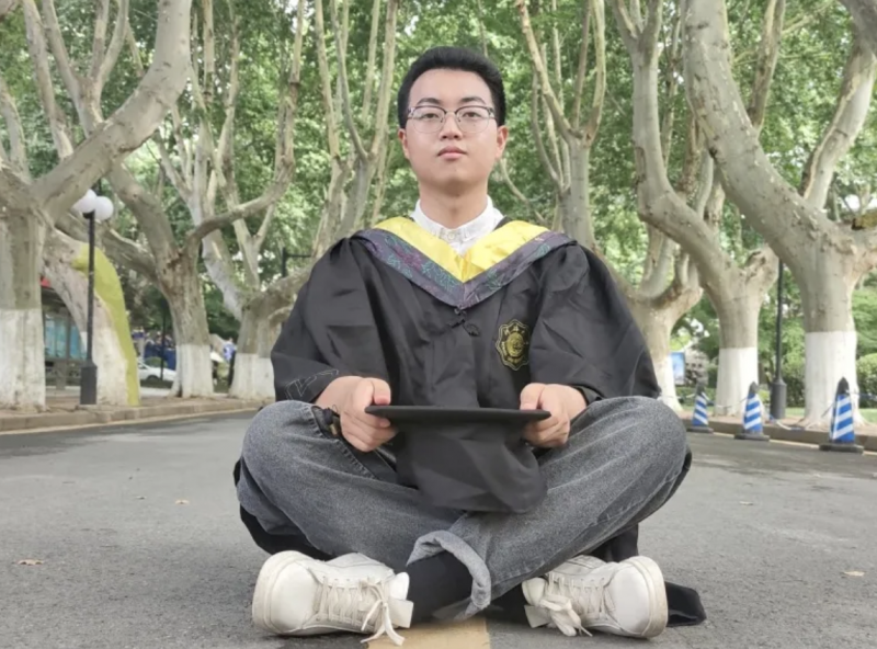 国产精品
心路 ——学长学姐有话说（一）