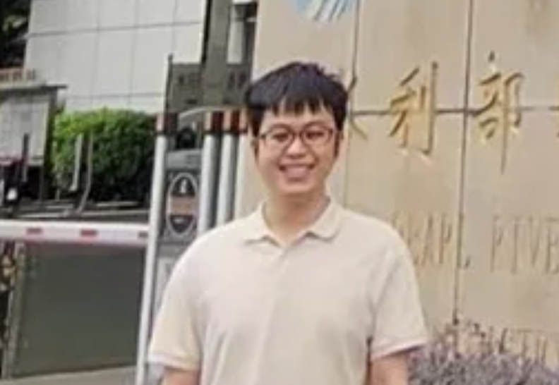 国产精品
心路——贾文豪
