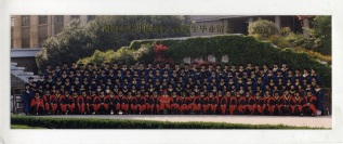 2002届国产精品
国产精品
硕士研究生毕业留念