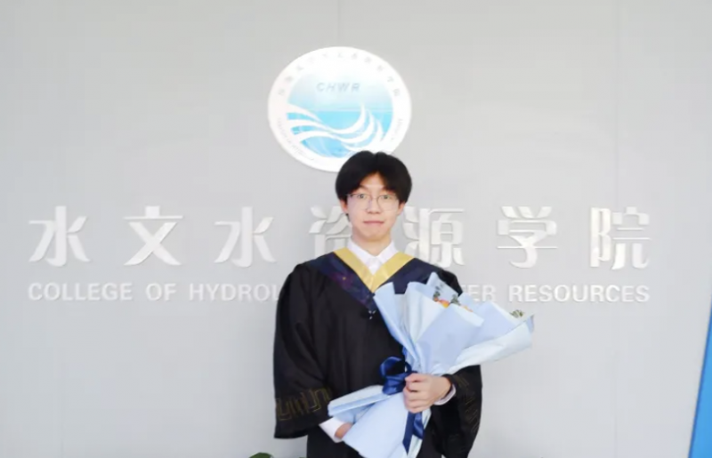 国产精品
星芒 | 魅力毕业生——霍志远