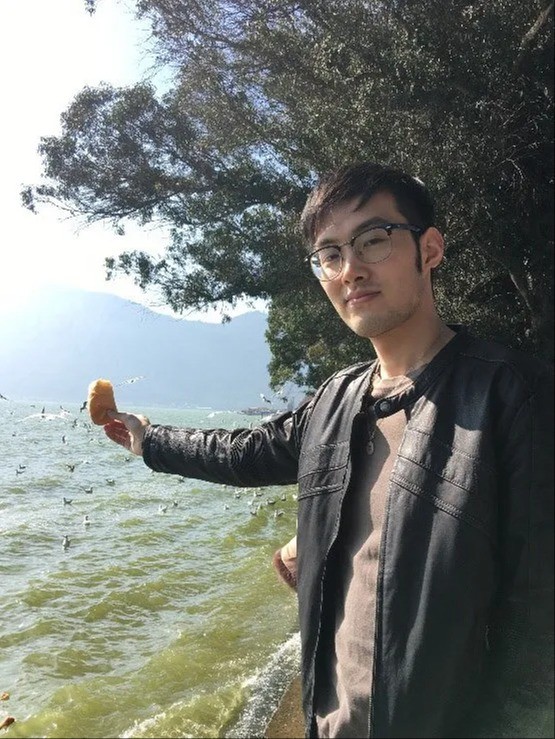 国产精品
星芒 | 乘风破浪，砥砺前行——研究生国家奖学金获得者陈泽峰