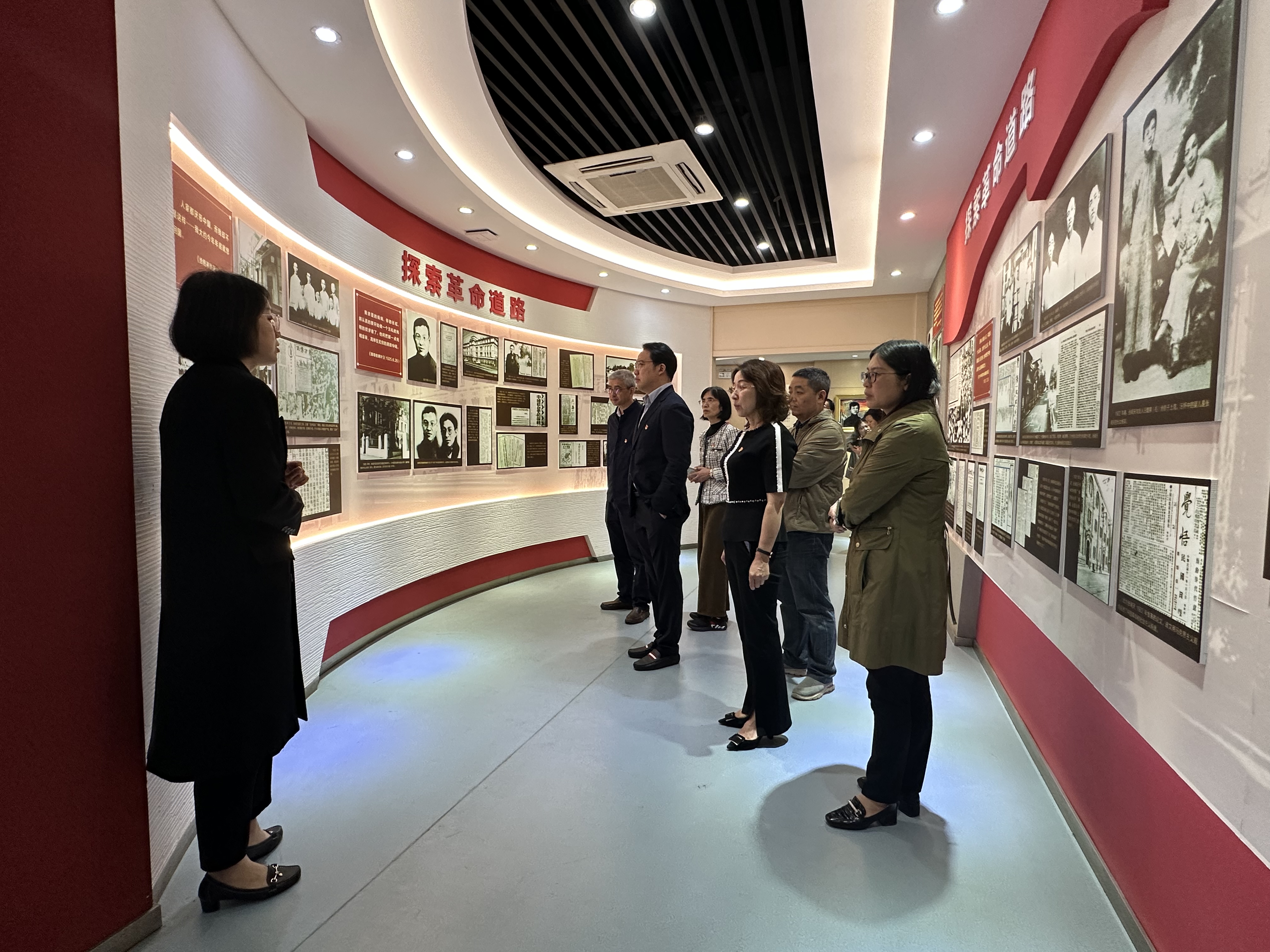 国产精品
领导班子开展理想信念教育